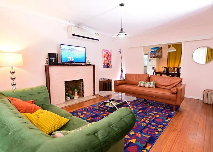 Two Pines, Whole Home In Tullamarine Near Airport! Melbourne